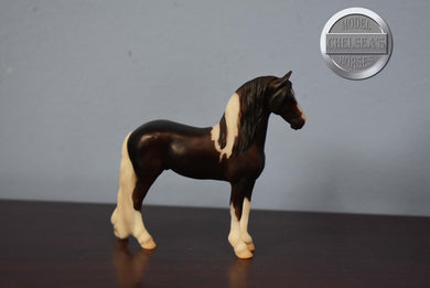 Django-Stablemate Club Exclusive-Standing Friesian Mold-Breyer Stablemate