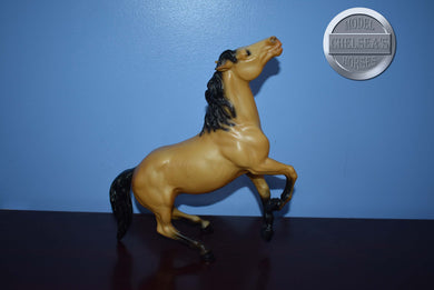 Diablo-Buckskin Mustang-Semi Rearing Mustang-Breyer Traditional