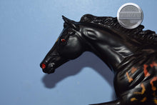 Load image into Gallery viewer, Nosferatu-Halloween Exclusive-Cigar Mold-Breyer Traditional