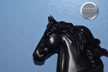 Load image into Gallery viewer, Body-Goffert Mold-Breyer Traditional