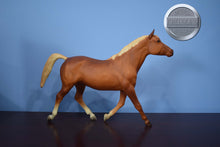 Load image into Gallery viewer, Morganglanz-Vintage Box-Morganglanz Mold-Breyer Traditional
