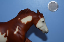 Load image into Gallery viewer, Wahoo King and Calf-Original on the Mold-Breyer Classic