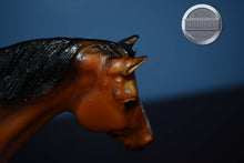 Load image into Gallery viewer, Kentucky-San Domingo Mold-Breyer Traditional