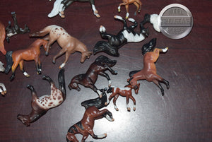 Lot of Mini Whinnies-Breyer Accessories