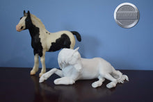 Load image into Gallery viewer, Lying Down Horse-3D Printed?-Unpainted Model-Approximately 1:12 Scale