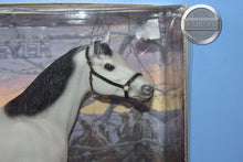 Load image into Gallery viewer, General Lee&#39;s Traveller-New in Box-Man O War Mold-Breyer Traditional