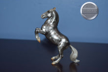 Load image into Gallery viewer, Cut-from Brilliance Set-Rearing Lippizan Mold-Breyer Stablemate