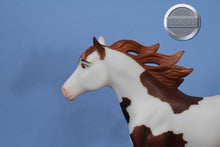 Load image into Gallery viewer, Boomerang-Original on the Mold-Breyer Traditional