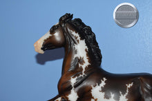 Load image into Gallery viewer, Marzipan-Bay Version-Breyerfest Exclusive-Action Stock Horse Mold-Breyer Traditional