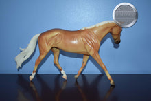 Load image into Gallery viewer, Bees Knees-Breyerfest Exclusive-Strapless Mold-Breyer Traditional