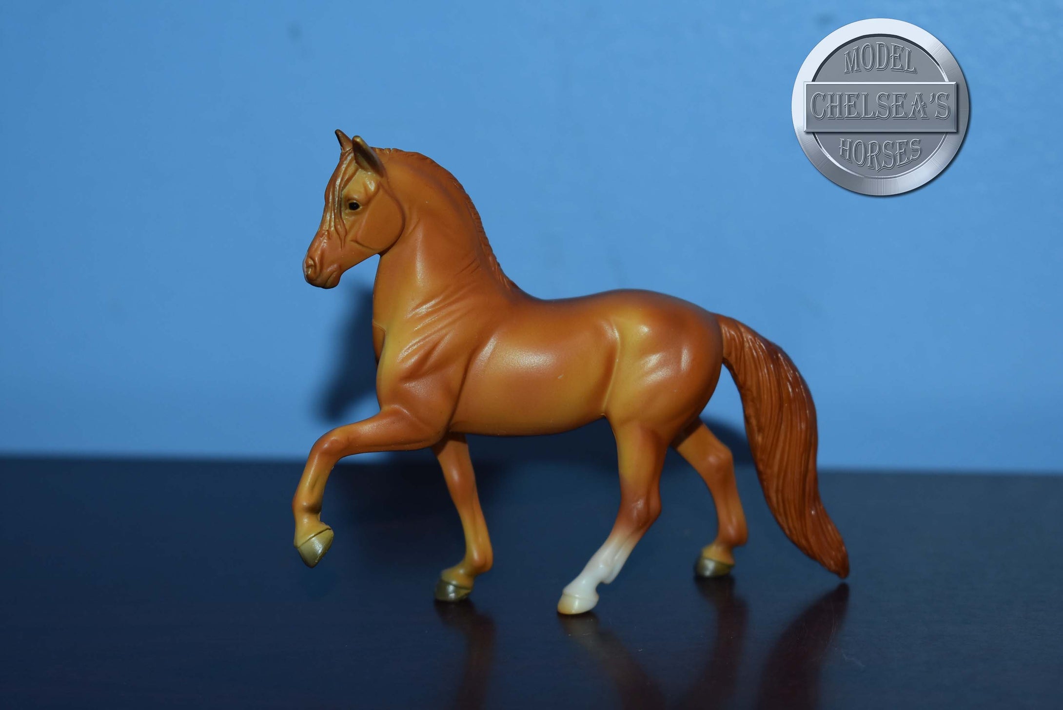 Sorrel Peruvian Paso-Peruvian Paso Mold-Breyer Stablemate