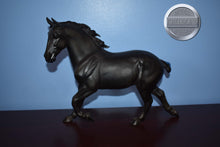 Load image into Gallery viewer, Cedarfarm Wixom Mare-Wixom Mold-Breyer Traditional