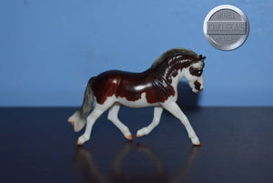 Lyric-Premier Club Exclusive-Fjord Mold-Breyer Stablemate