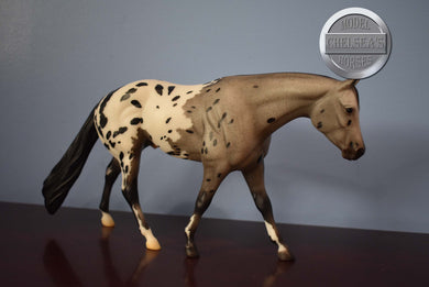 Zipped in Black Magic-Breyerfest Exclusive-Zippo Pine Bar Mold-Breyer Traditional