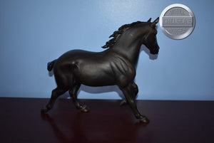 Cedarfarm Wixom Mare-Wixom Mold-Breyer Traditional