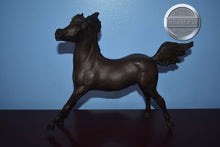 Load image into Gallery viewer, Durango-Smoky Mold-Breyer Traditional