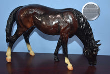 Load image into Gallery viewer, BODY-Grazing Mare Mold-Breyer Traditional