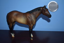 Load image into Gallery viewer, Smooth Copper-Stud Spider Mold-Breyer Traditional