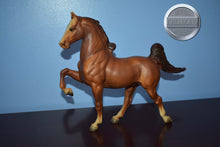 Load image into Gallery viewer, Bay Five Gaiter-Vintage-Five Gaiter Mold-Breyer Traditional