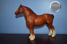Load image into Gallery viewer, Clydesdale Mare-Original on the Mold-Breyer Traditional