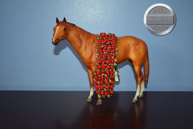 25th Anniversary Secretariat with Roses-Old Mold Secretariat-Breyer Traditional
