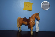 Load image into Gallery viewer, Palomino Western Horse-Western HORSE Mold-Breyer Traditional
