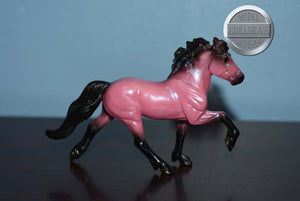 Pink Chase Piece-Icelandic Pony Mold-Breyer Stablemate