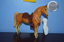 Load image into Gallery viewer, Palomino Western Horse-Western HORSE Mold-Breyer Traditional