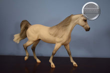 Load image into Gallery viewer, Gold Raven-Make a Wish Mold-Breyer Traditional