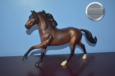 Flash-Original on the Mold-Breyer Traditional