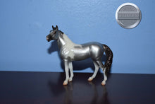 Load image into Gallery viewer, Glimmer-Breyerfest Exclusive-Standing Stock Horse Mold-Breyer Stablemate