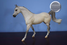 Load image into Gallery viewer, Gold Raven-Make a Wish Mold-Breyer Traditional