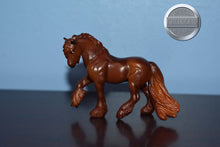 Load image into Gallery viewer, Mini Black Eyed Susan-Mini Fell Pony Mold-Breyer Stablemate