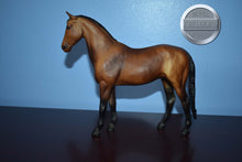 Load image into Gallery viewer, Jet Run-Bay-Breyer Classic