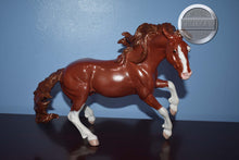 Load image into Gallery viewer, Custom-Chestnut Badger Face Nokota-Breyer Traditional