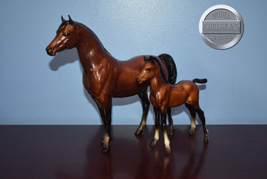 Mahogany Bay Mare and Foal-Proud Arabian Mare and Foal Mold-Breyer Traditional