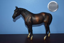Load image into Gallery viewer, Thunder-Dark Bay-Quarter Horse Yearling Mold-Breyer Traditional