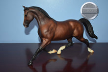 Load image into Gallery viewer, Dover Trakehner-Misty&#39;s Twilight Mold-Breyer Traditional
