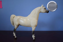 Load image into Gallery viewer, Buffalo Bill's Isham-Proud Arabian Stallion Mold-Breyer Traditional