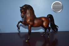 Load image into Gallery viewer, Justin Morgan-Sherman Morgan Mold-Breyer Traditional