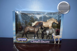 Clouds Encore-MISSING FOAL-in Box-Breyer Classic