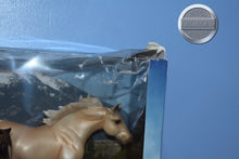 Load image into Gallery viewer, Clouds Encore-MISSING FOAL-in Box-Breyer Classic