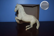 Load image into Gallery viewer, Royal Lipizzan-Vintage Box-Lipizzan Mold-Breyer Classic