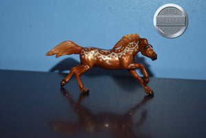 Gingerbread-Holiday Exclusive-Running Mustang Mold-Breyer Stablemate