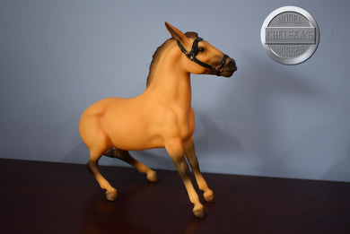 Buckskin Mule-Black Horse Ranch Exclusive-Balking Mule Mold-Breyer Traditional