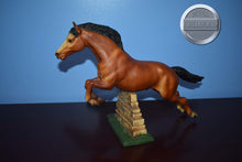 Load image into Gallery viewer, Bay Jumping Horse (Vintage)-Jumping Horse Mold-Breyer Traditional