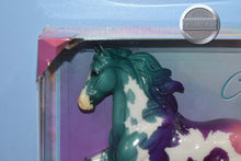 Load image into Gallery viewer, Crystalline-New in Box-Goffert Mold-Breyer Traditional