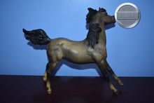 Load image into Gallery viewer, Smoky the Cowhorse-Original on the Mold-Breyer Traditional