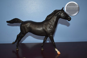 Black Beauty-Phar Lap Mold-Breyer Traditional