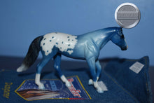 Load image into Gallery viewer, Dungaree-Breyerfest Exclusive-Loping Quarter Horse Mold-Breyer Stablemate